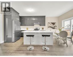 256 W KING Street - 18