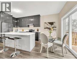 256 W KING Street - 20