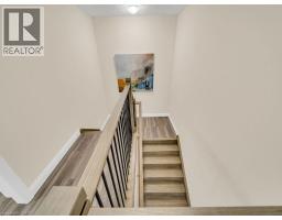 256 W KING Street - 23