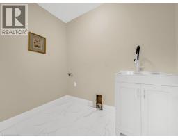 256 W KING Street - 26