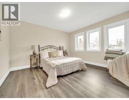 256 W KING Street - 37