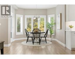 32 HINRICHS Crescent - 12