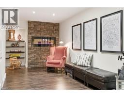 32 HINRICHS Crescent - 41