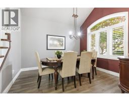 32 HINRICHS Crescent - 5