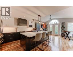 758 BONAVISTA Drive - 12