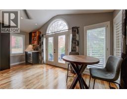 758 BONAVISTA Drive - 16