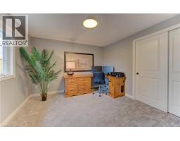 758 BONAVISTA Drive - 18