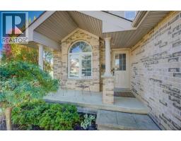 758 BONAVISTA Drive - 4