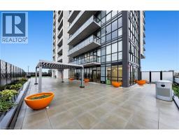 60 CHARLES Street W UnitNo. 2407 - 41