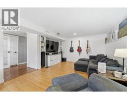 104 CINDY Avenue - 21