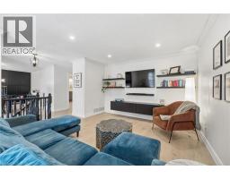 104 CINDY Avenue - 9