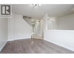 70 WILLOWRUN Drive UnitNo. J-3 - 3