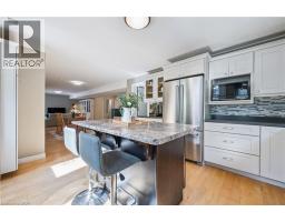 867 CREEKSIDE Drive - 29