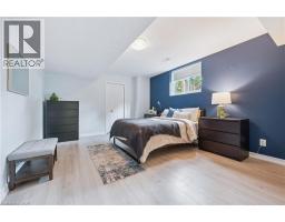 867 CREEKSIDE Drive - 33