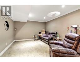 194 DONLY Drive S UnitNo. 6 - 20