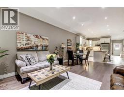 194 DONLY Drive S UnitNo. 6 - 9