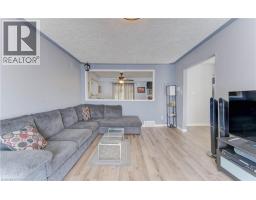 320 COUNTRY HILL Drive - 11