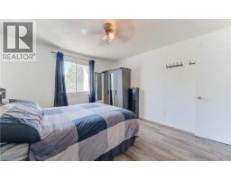 320 COUNTRY HILL Drive - 22