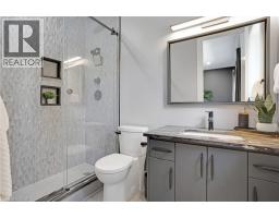 34 WOODCREST Court - 16