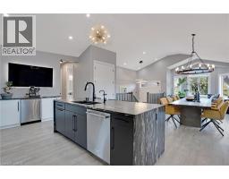 34 WOODCREST Court - 7