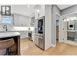 66 AUGUST Crescent - 17