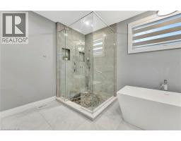 66 AUGUST Crescent - 23