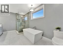 66 AUGUST Crescent - 24