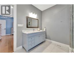 66 AUGUST Crescent - 27