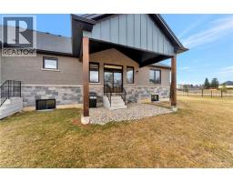 66 AUGUST Crescent - 40