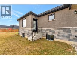 66 AUGUST Crescent - 41