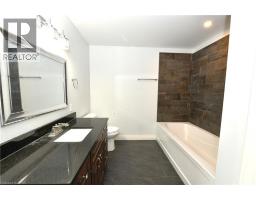 13 FORBES Crescent - 12