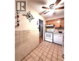 6 WALTON Avenue UnitNo. 104 - 10