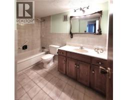 6 WALTON Avenue UnitNo. 104 - 17