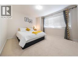 335 FALLING GREEN Crescent - 30