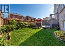 335 FALLING GREEN Crescent - 49