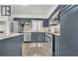 35 TEMPLEWOOD Drive - 11