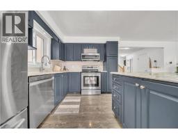 35 TEMPLEWOOD Drive - 12