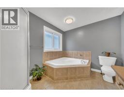 35 TEMPLEWOOD Drive - 27