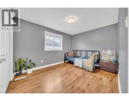 35 TEMPLEWOOD Drive - 28