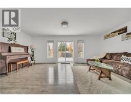 35 TEMPLEWOOD Drive - 7