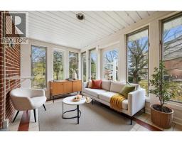 31 SECOND Street - 24