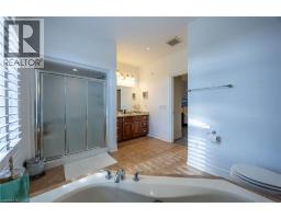 15 SILVER SHADOW Way - 18