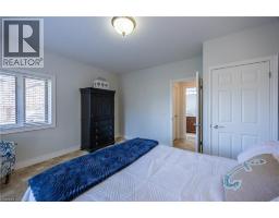 15 SILVER SHADOW Way - 33