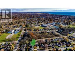 322 RICHARDSON Drive - 26