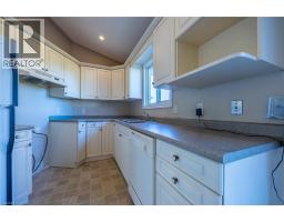 322 RICHARDSON Drive - 8