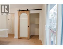 376 PEEL Street - 10