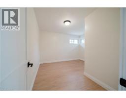 376 PEEL Street - 14