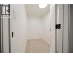 376 PEEL Street - 23