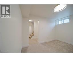 376 PEEL Street - 32