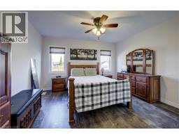 42 FINORO Crescent - 21